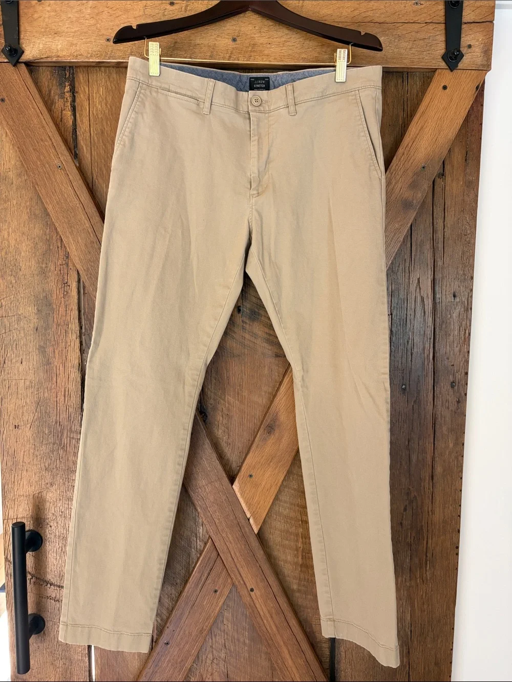 J. Crew Men’s Slim Fit (W33,L32) Chino Pants in Tan
